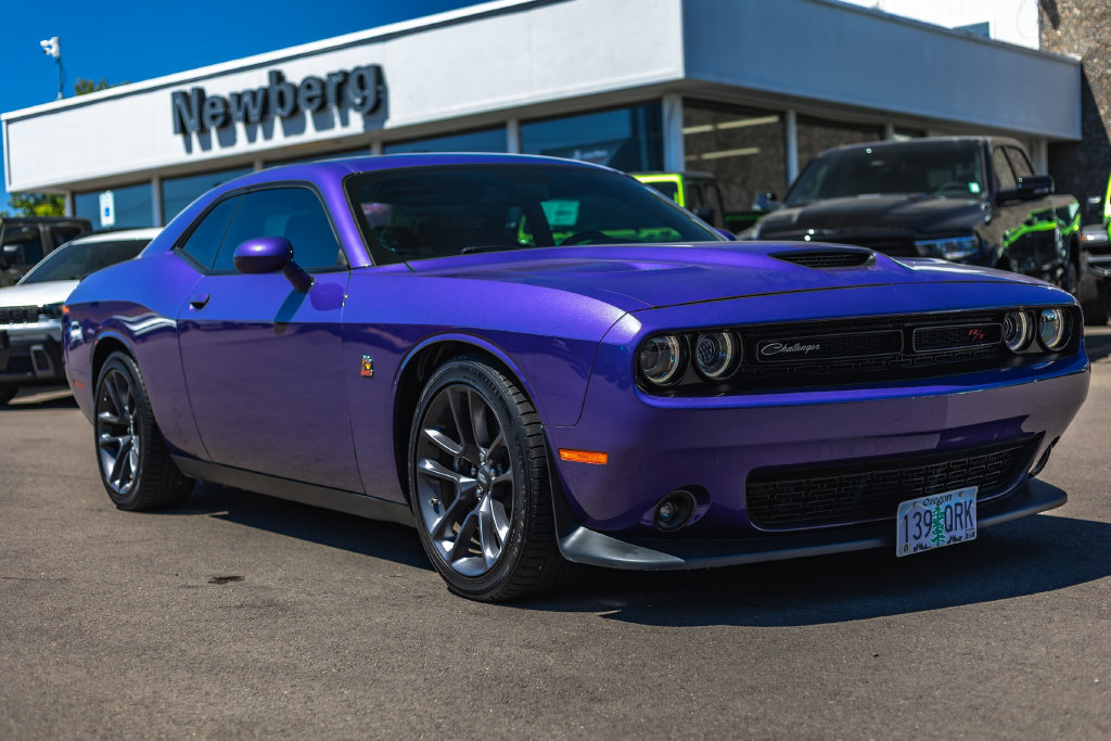 Used 2023 Dodge Challenger R/T Scat Pack RWD image 6