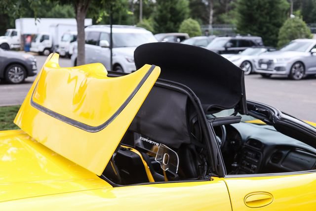 Used 2003 Chevrolet Corvette Convertible w/ Preferred Equipment Group1 RWD image 33