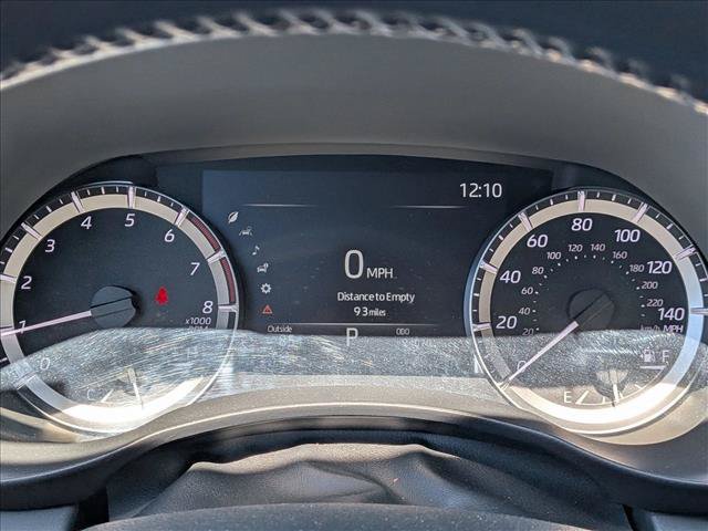 Used 2023 Toyota Highlander XSE FWD image 11