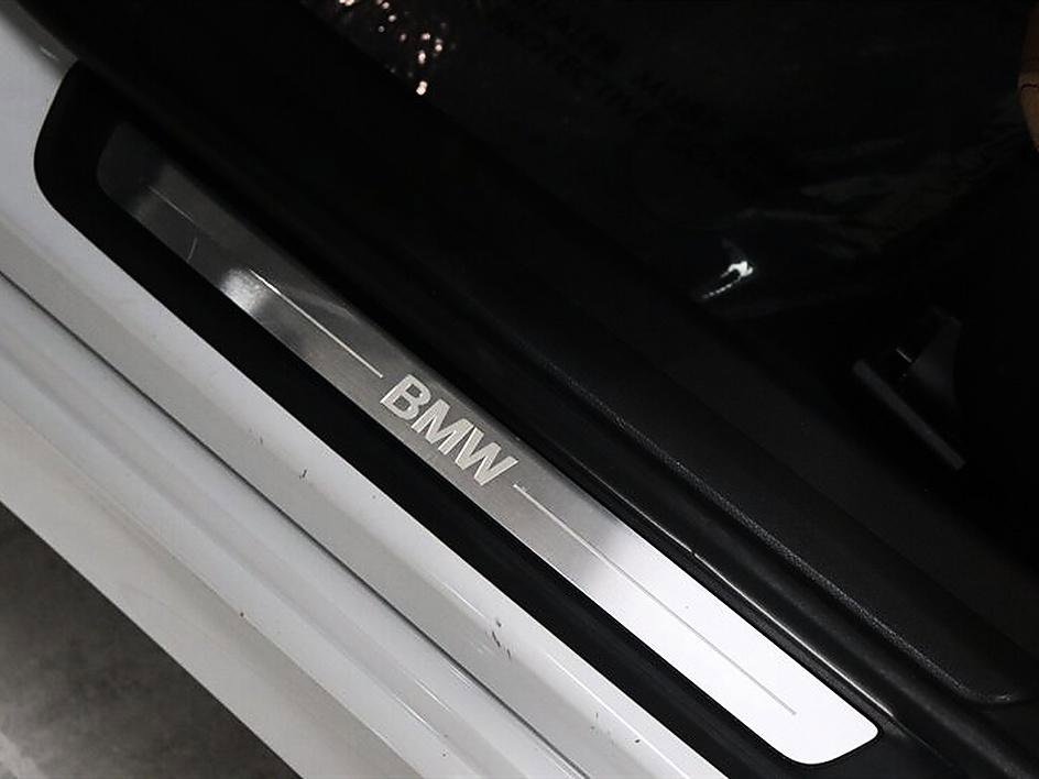 Used 2021 BMW 330i Sedan w/ Premium Package RWD image 47