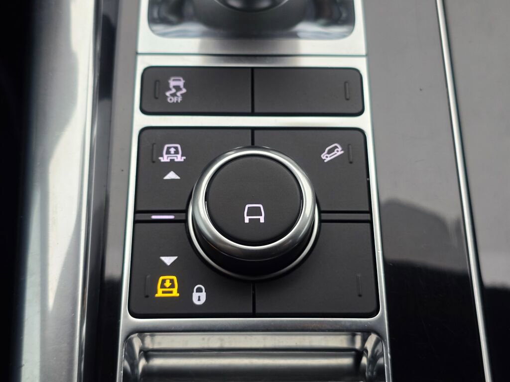 Used 2019 Land Rover Range Rover Sport HSE Dynamic image 29