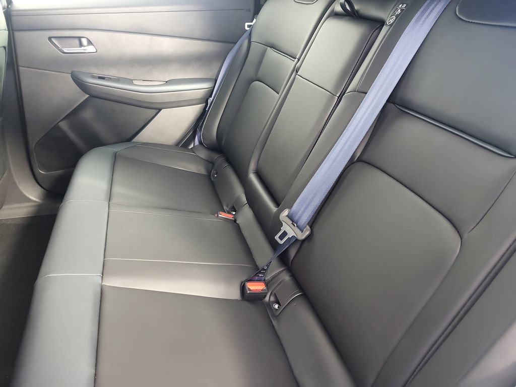 New 2026 Nissan Leaf SV+ w/ Floor Mat Package (SV+) FWD image 11