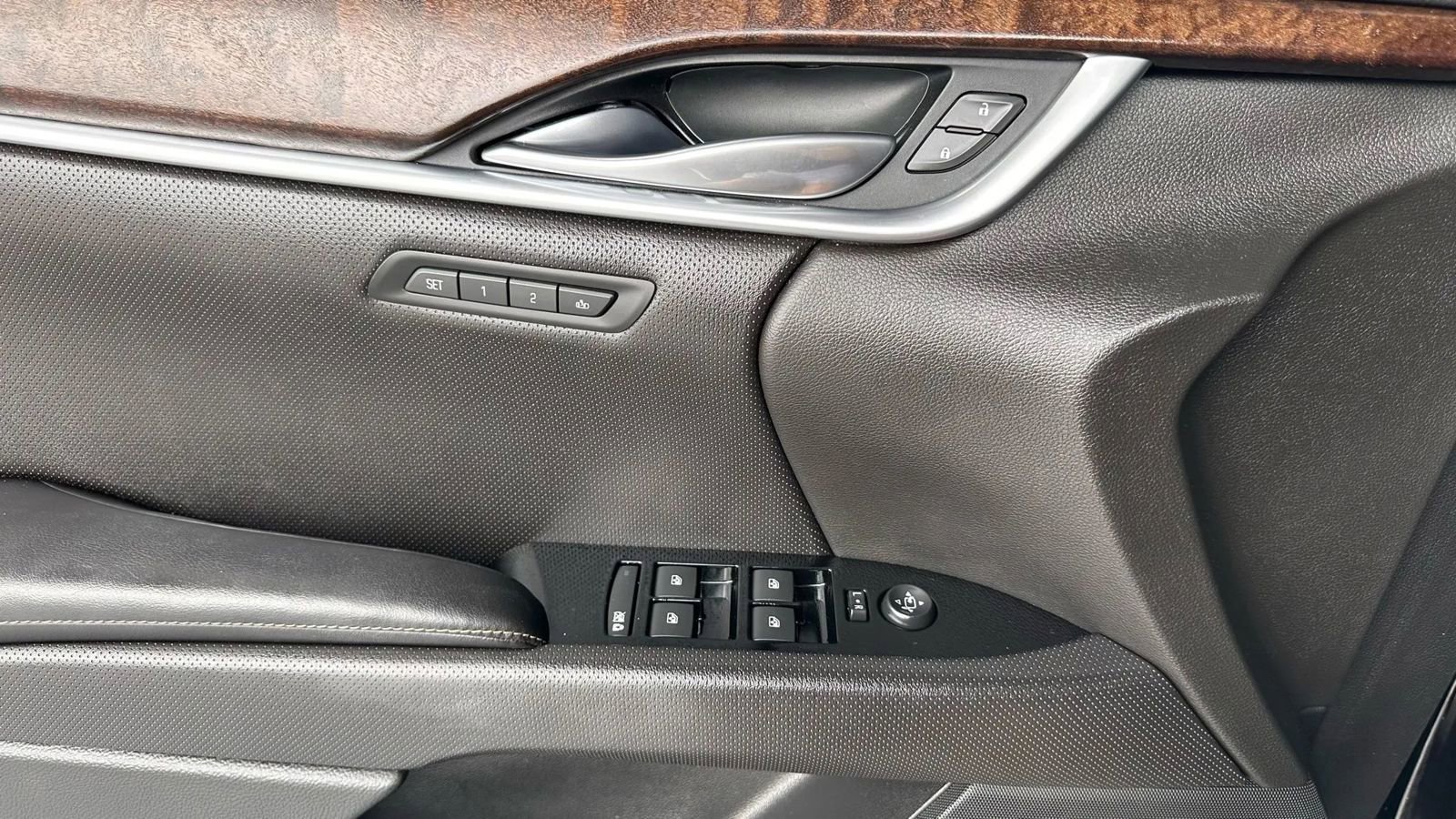 Used 2018 Cadillac XTS Premium Luxury w/ Driver Assist Package image 18