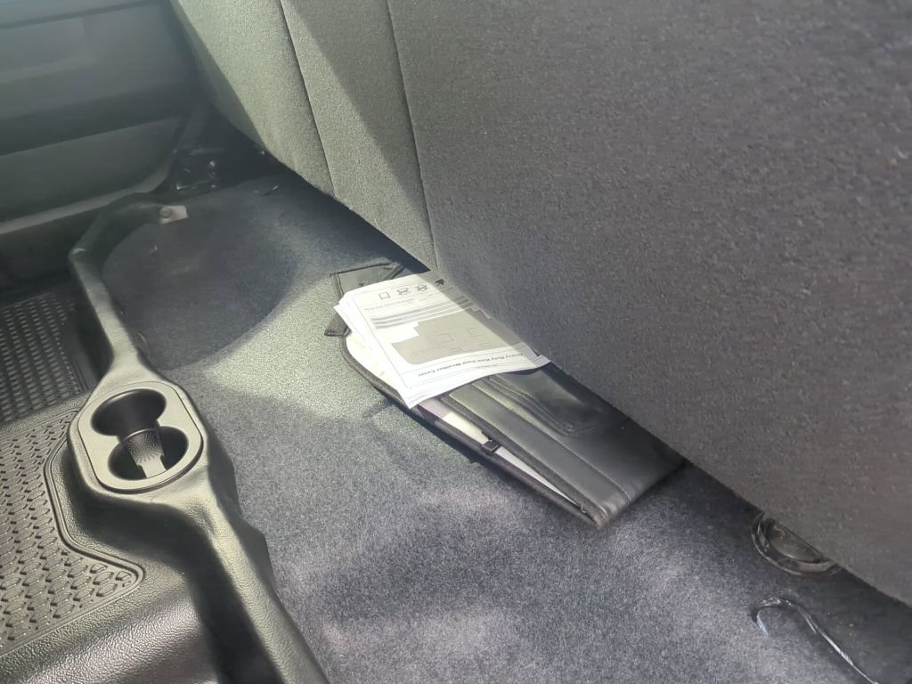 Used 2024 RAM 2500 Tradesman w/ Chrome Appearance Group image 15