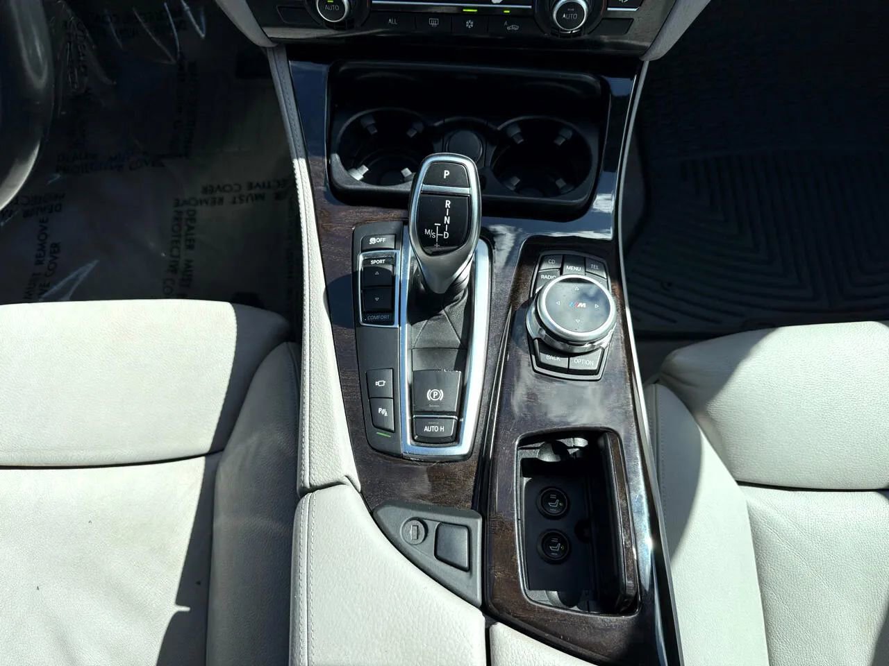 Used 2012 BMW 550i Sedan image 19