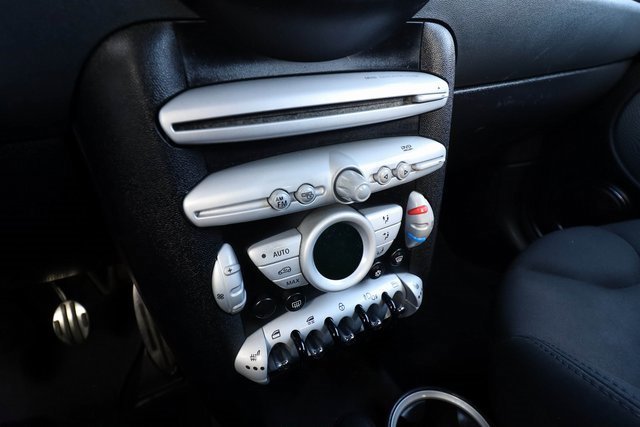 Used 2010 MINI Cooper S image 44
