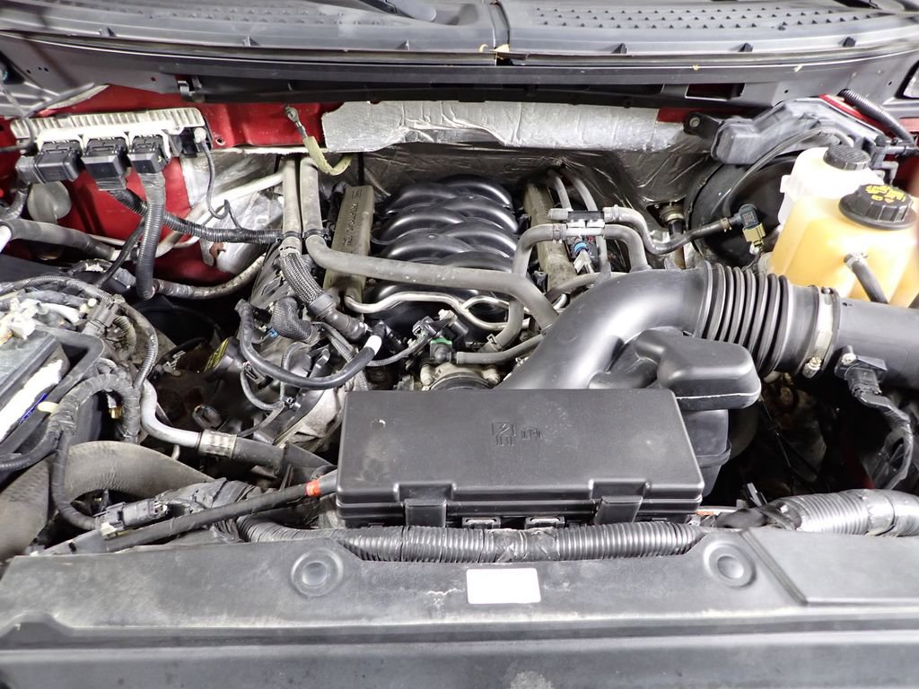 Used 2013 Ford F150 Lariat w/ Mid Equipment Group image 9