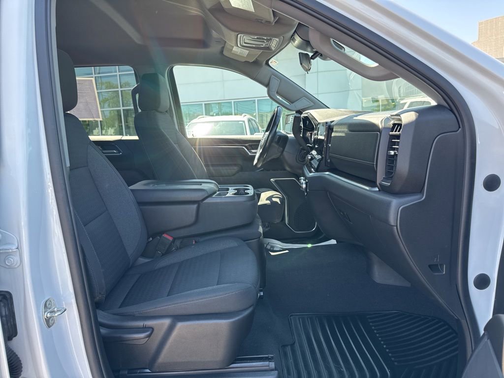 Used 2022 GMC Sierra 1500 Elevation w/ X31 Off-Road Package AWD/4WD image 16