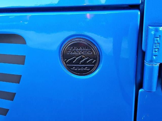 Used 2021 Jeep Gladiator Sport AWD/4WD image 14