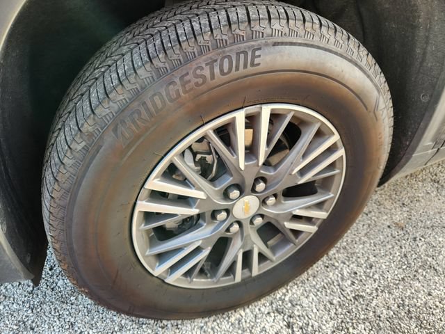 Used 2026 Chevrolet Traverse LT AWD/4WD image 10