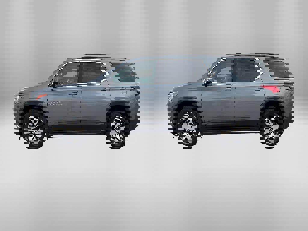 Used 2019 Chevrolet Traverse LT w/ LT Premium Package image 2