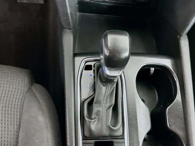 Used 2019 Hyundai Santa Fe SEL image 16