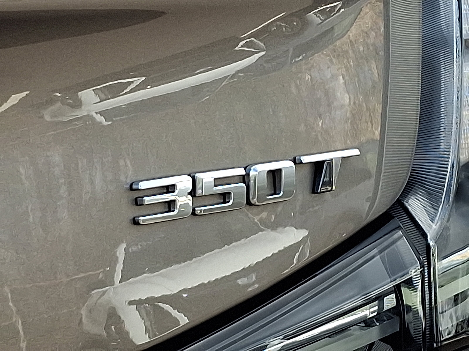 Certified 2023 Cadillac XT4 Sport w/ Cold Weather Package image 36