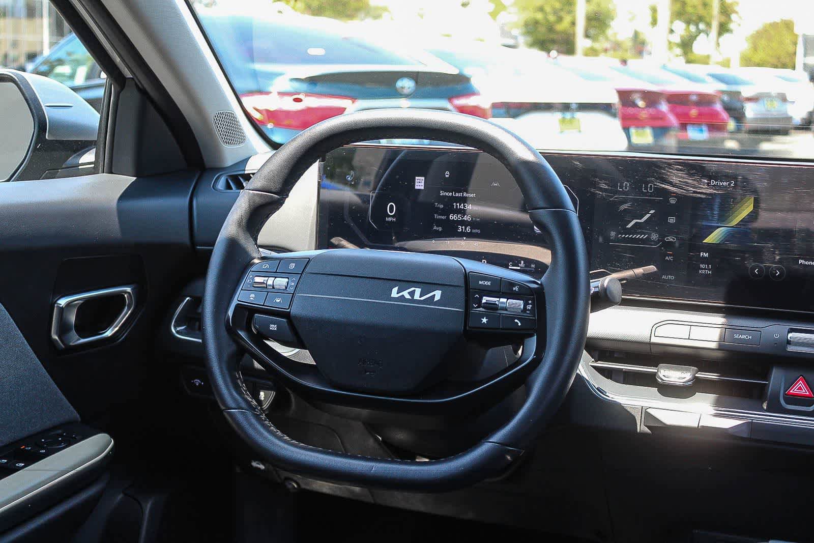 Used 2025 Kia K4 EX FWD image 21