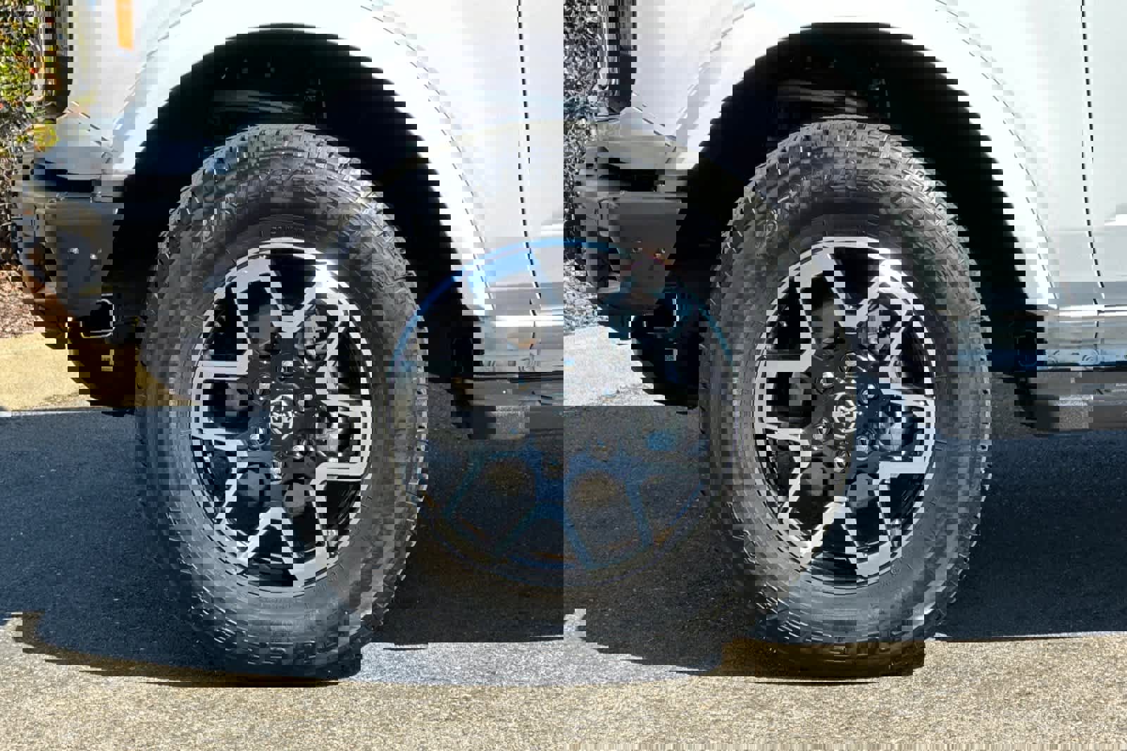 Used 2022 Ford Bronco Outer Banks image 31