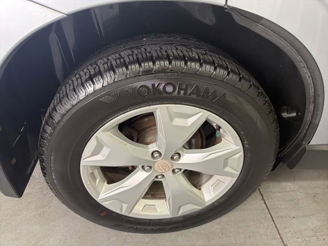 Used 2016 Subaru Forester 2.5i Premium w/ Popular Package #1 AWD/4WD image 24