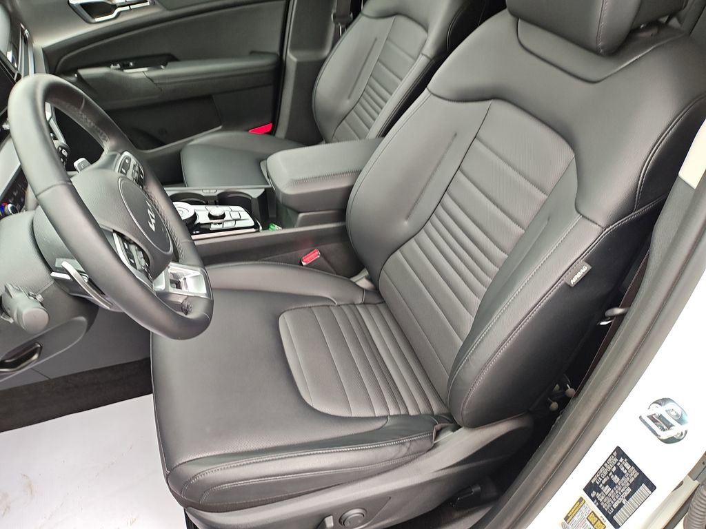 Used 2025 Kia Sportage SX Prestige image 15