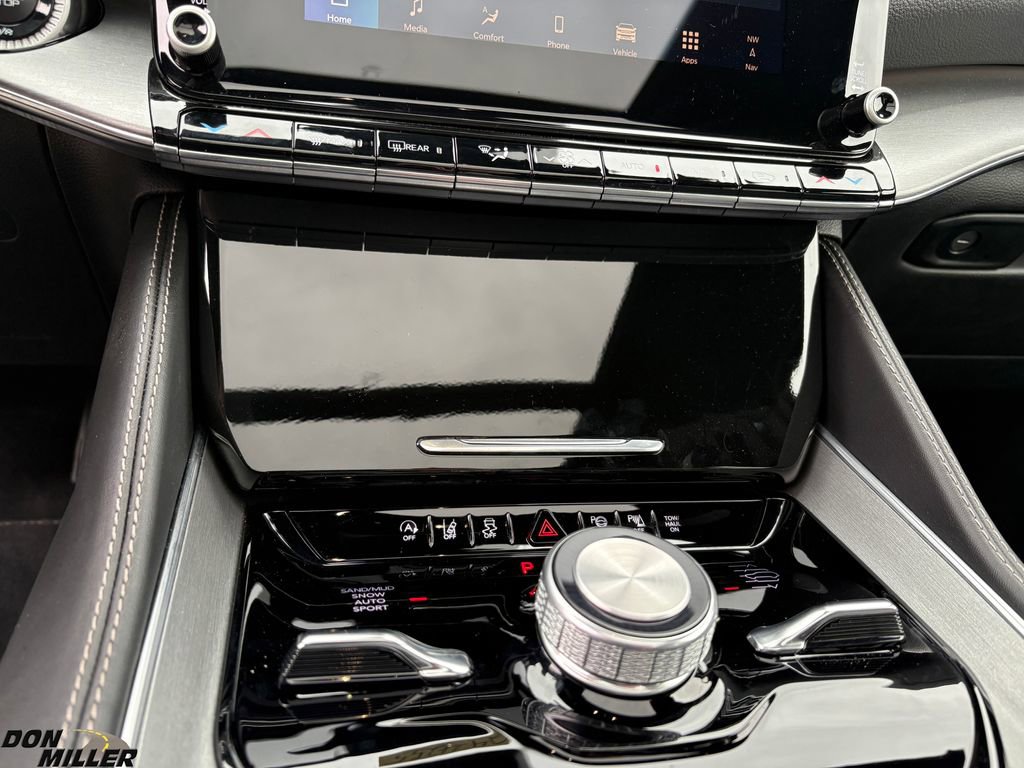 Used 2024 Jeep Wagoneer Series II w/ Convenience Group I image 19