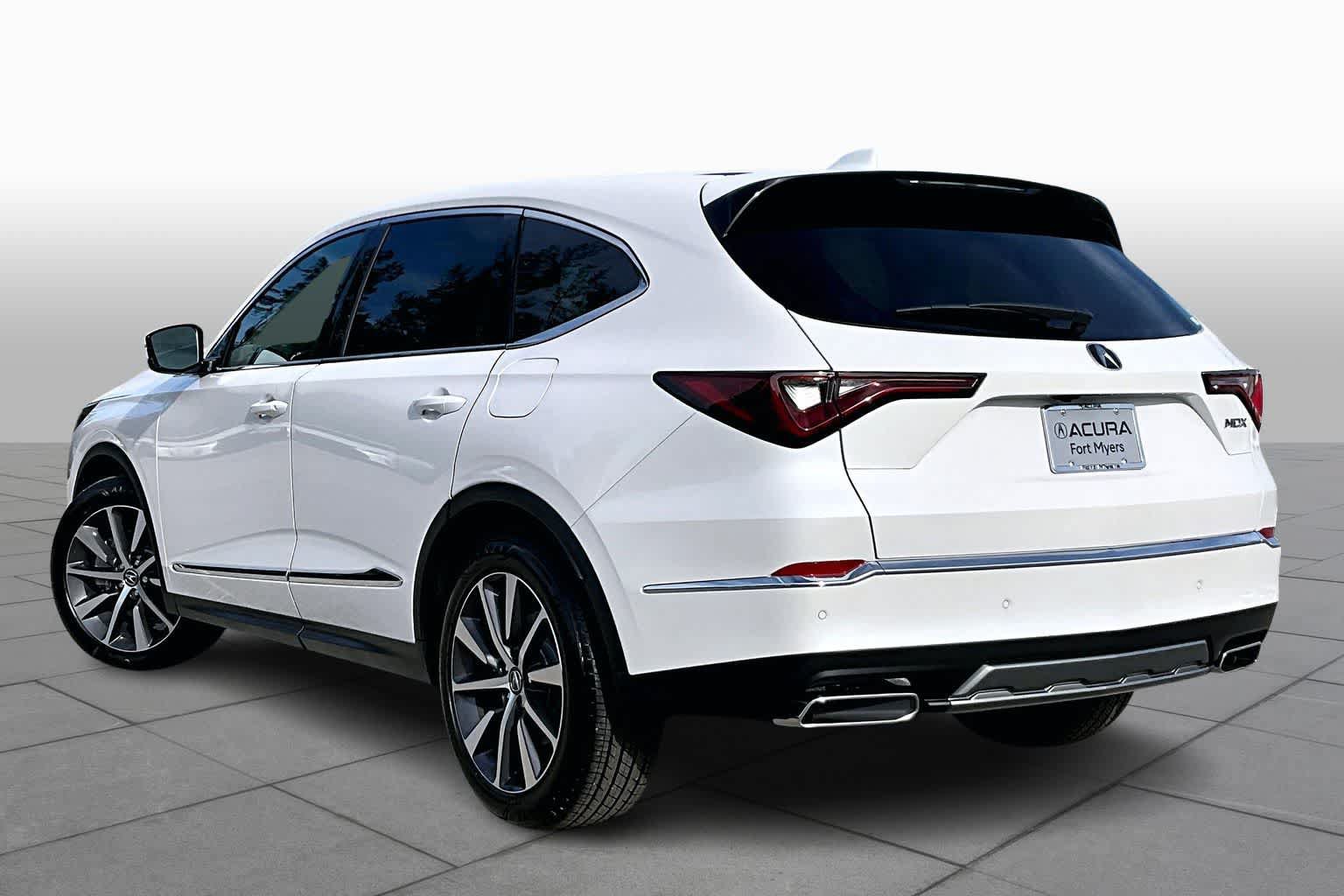 Certified 2026 Acura MDX w/ Technology Package FWD image 12