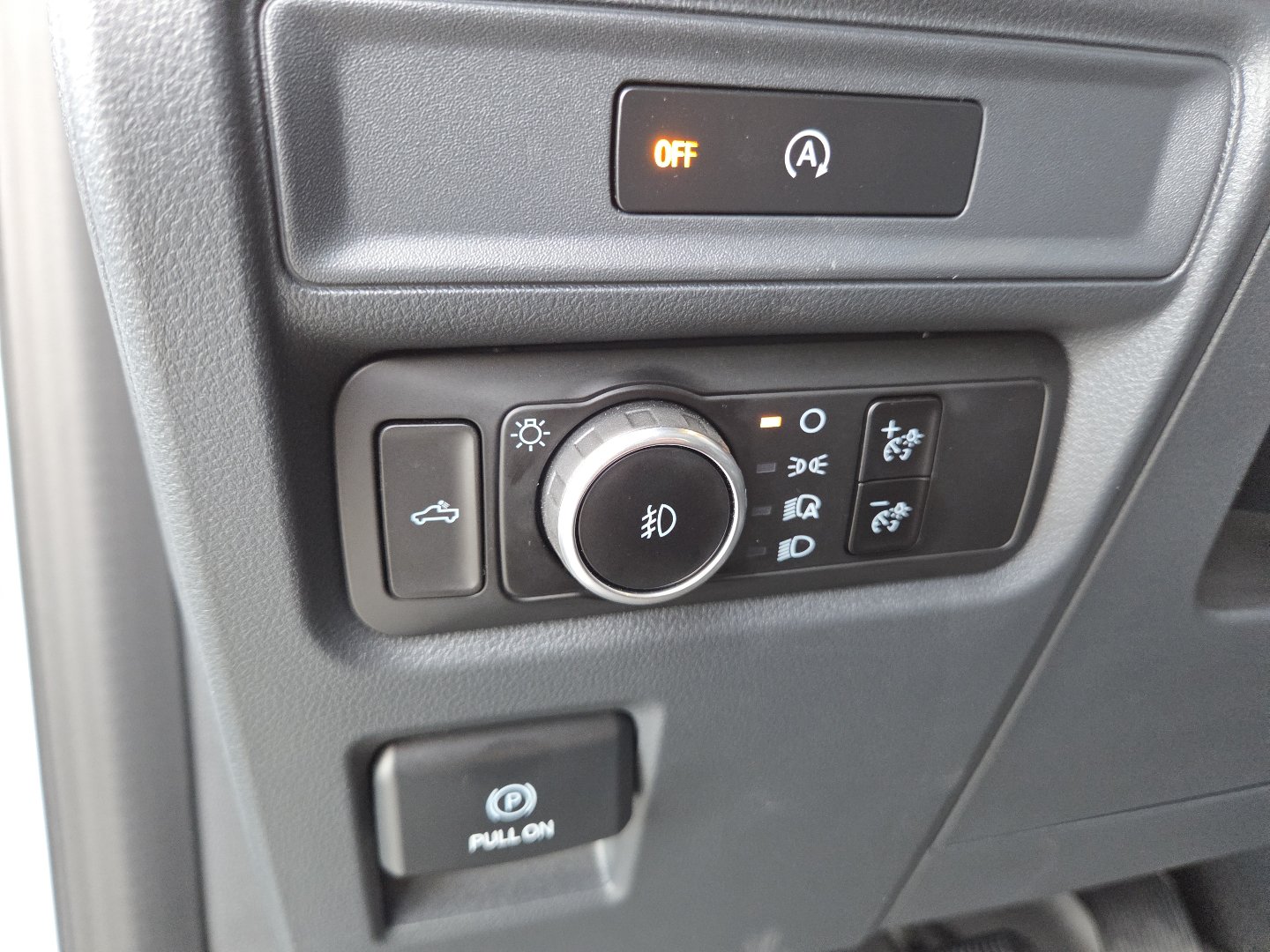 Used 2025 Ford F150 STX w/ Equipment Group 200A AWD/4WD image 25