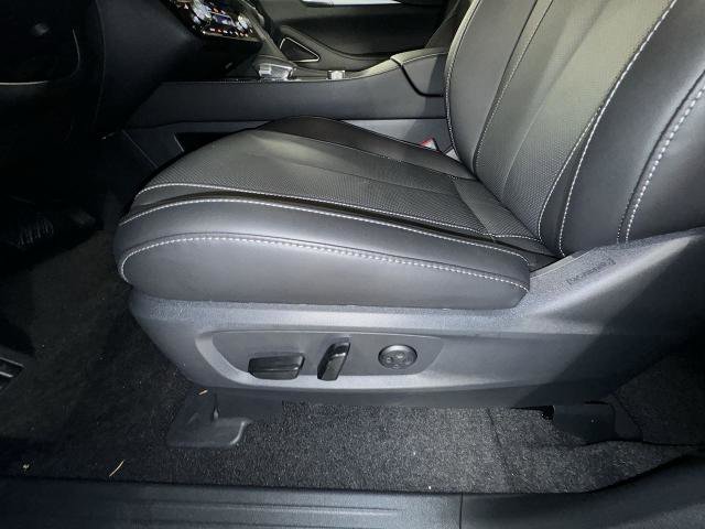 Certified 2025 INFINITI QX60 Luxe w/ Black Edition image 15