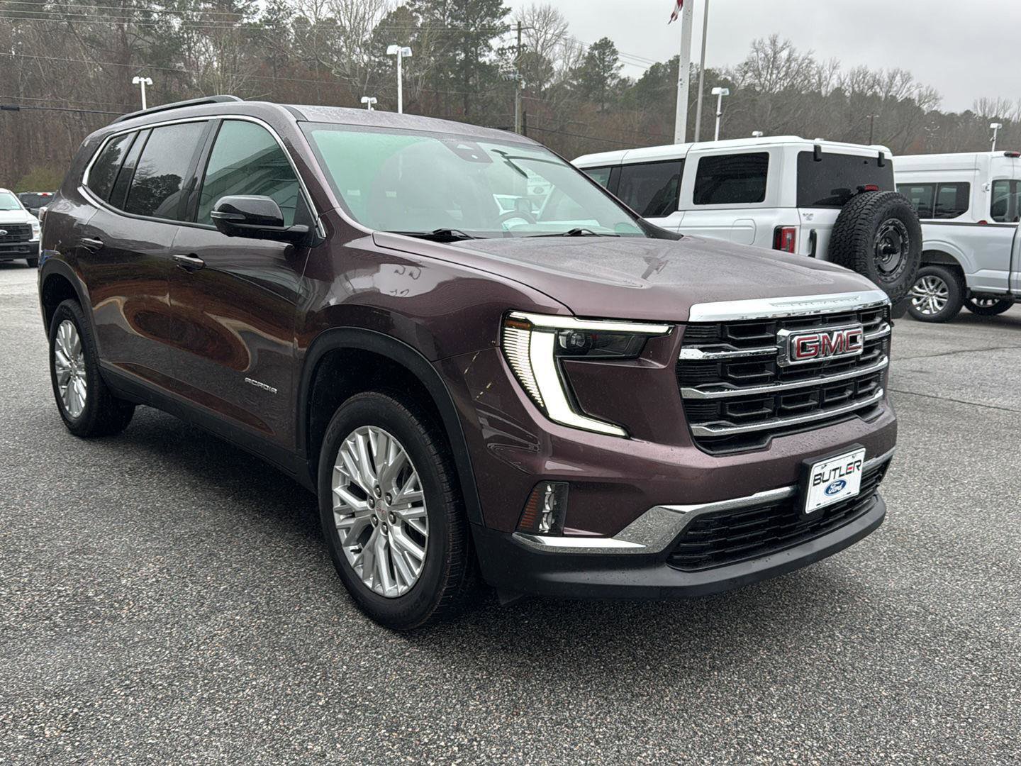 Used 2024 GMC Acadia Elevation AWD/4WD image 6