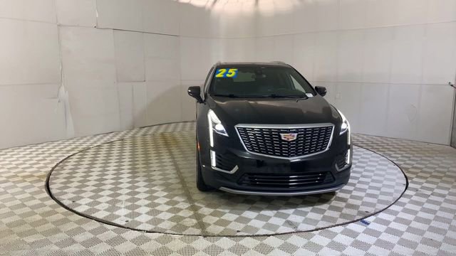 Used 2025 Cadillac XT5 Premium Luxury w/ LPO, Floor Liner Package FWD image 3