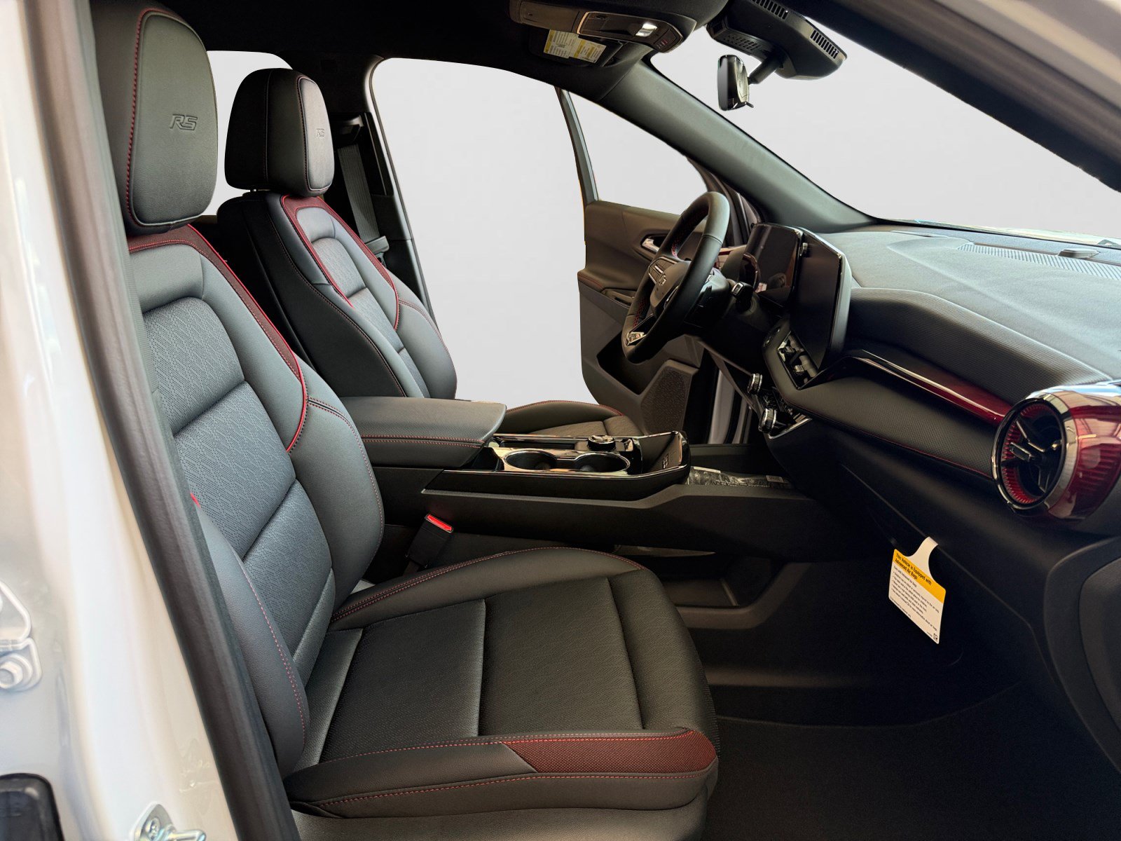 New 2027 Chevrolet Equinox RS w/ Safety and Technology Package FWD image 13