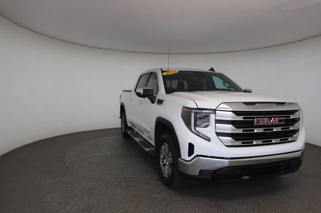 Used 2023 GMC Sierra 1500 SLE AWD/4WD image 29