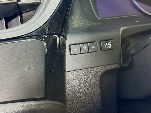 Used 2022 Lexus ES 350 w/ Accessory Package image 11