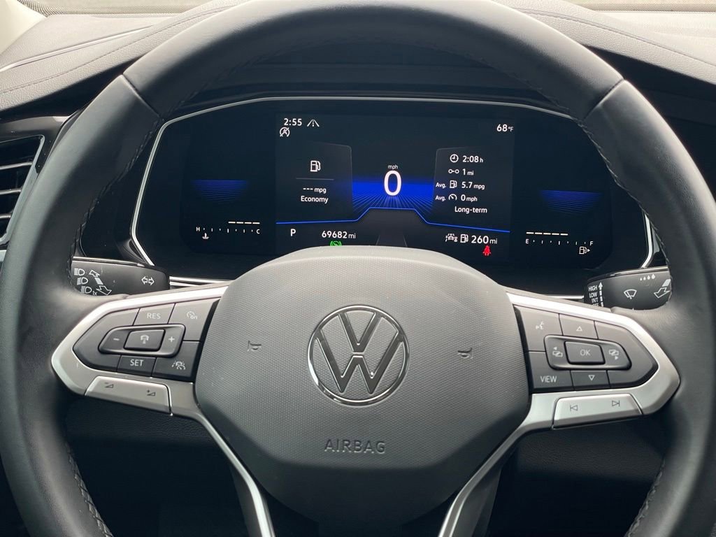 Used 2022 Volkswagen Jetta SE FWD image 12