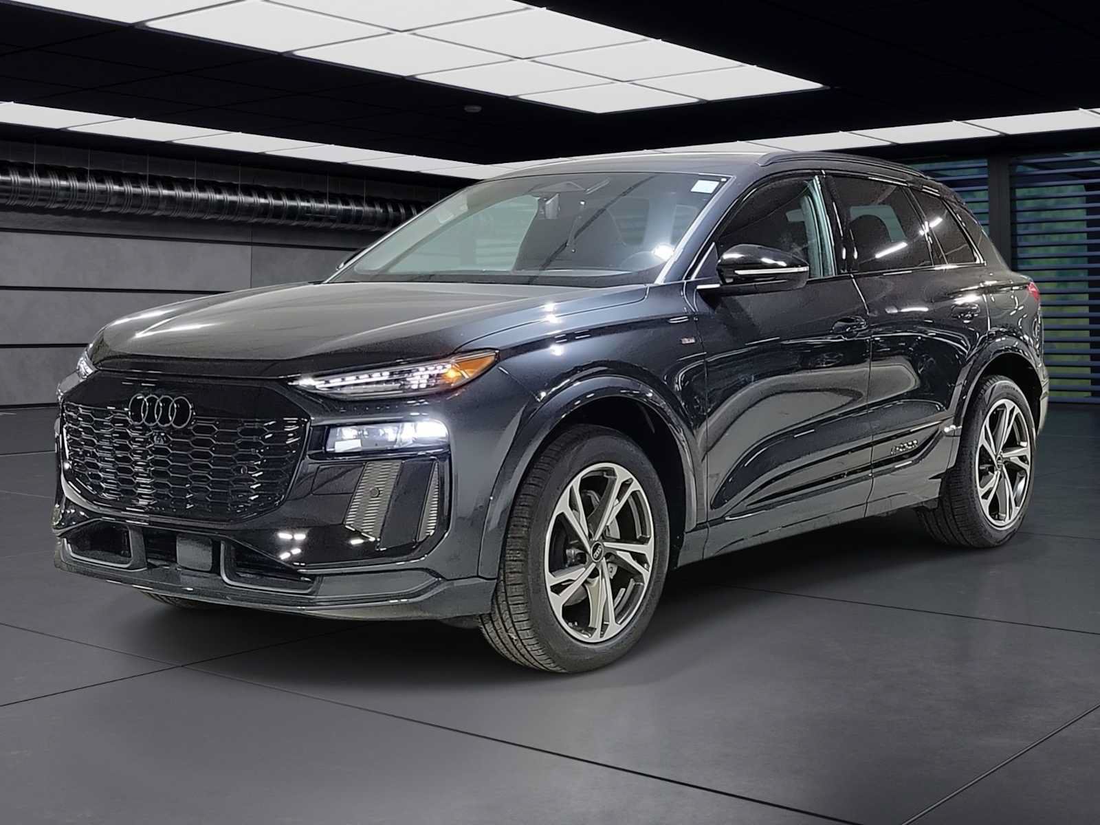 New 2027 Audi Q6 e-tron Premium Plus AWD/4WD image 1