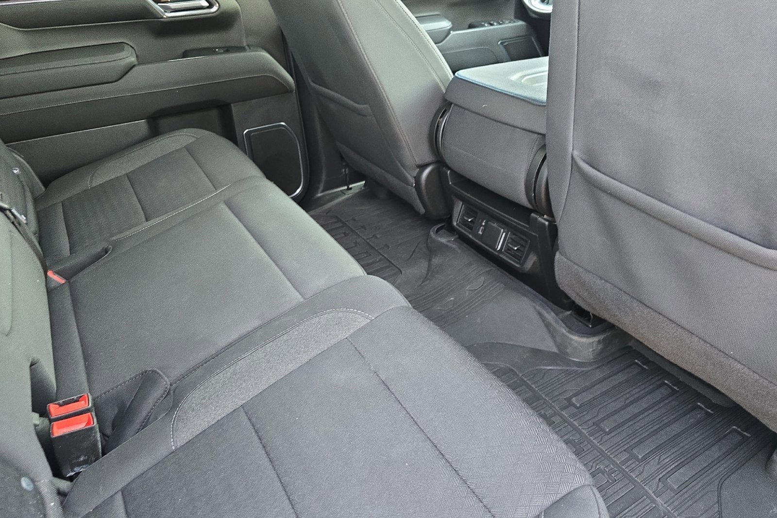 Used 2023 GMC Sierra 1500 Elevation image 16