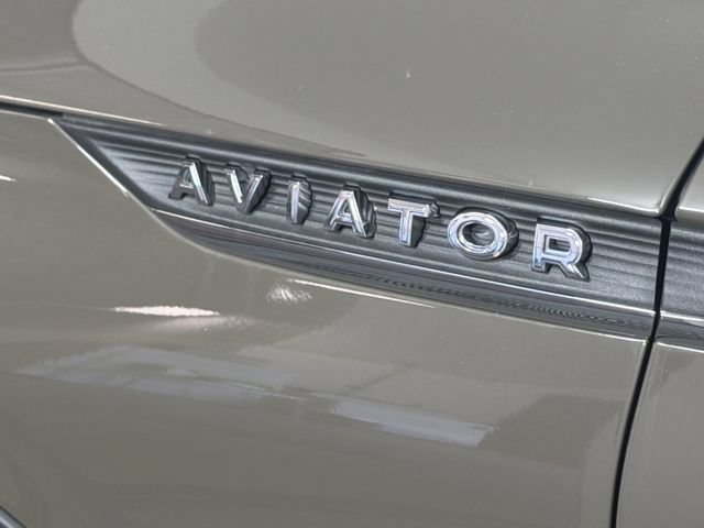 Used 2026 Lincoln Aviator AWD image 21