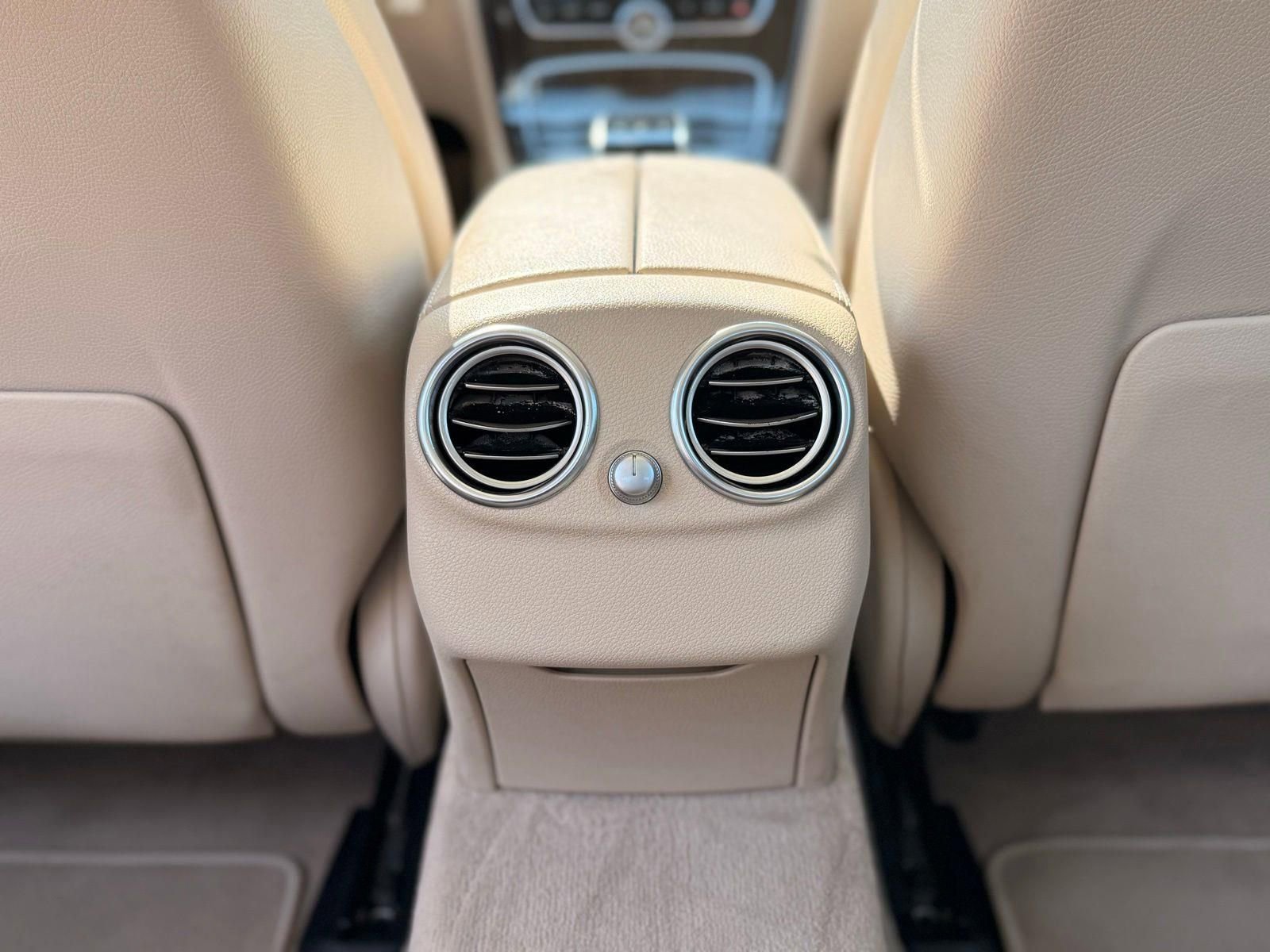 Used 2015 Mercedes-Benz C 300 4MATIC Sedan image 35