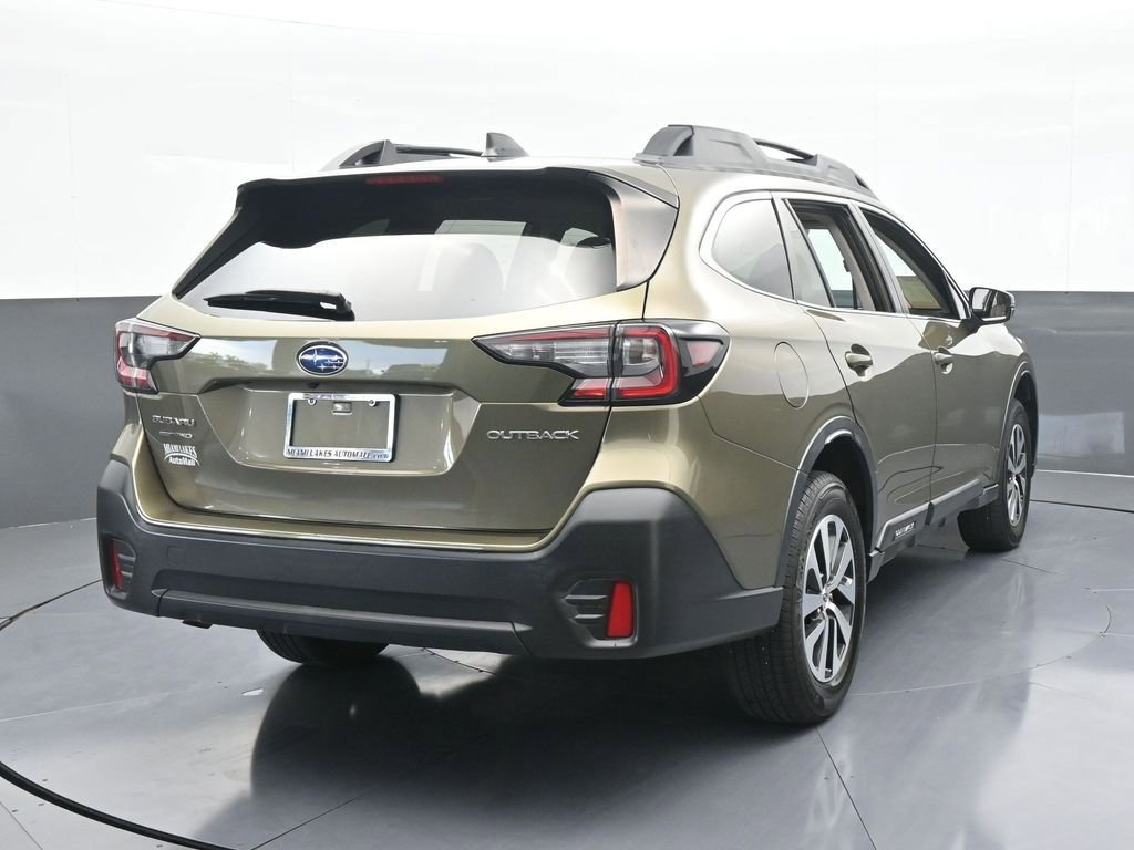 Used 2021 Subaru Outback Premium image 5