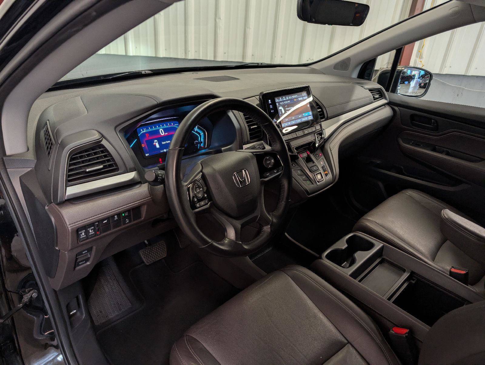 Used 2020 Honda Odyssey EX-L image 3