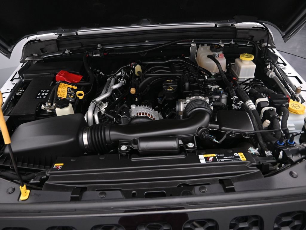 Certified 2022 Jeep Gladiator Willys image 25