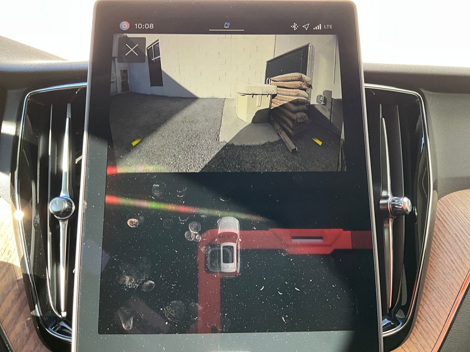 New 2026 Volvo XC60 B5 Plus w/ Climate Package image 23