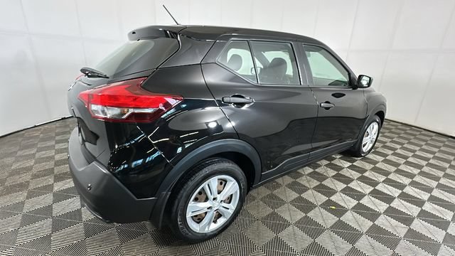 Used 2020 Nissan Kicks S FWD video 2