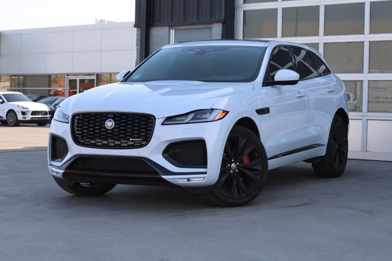 Used 2021 Jaguar F-PACE R-Dynamic S image 3