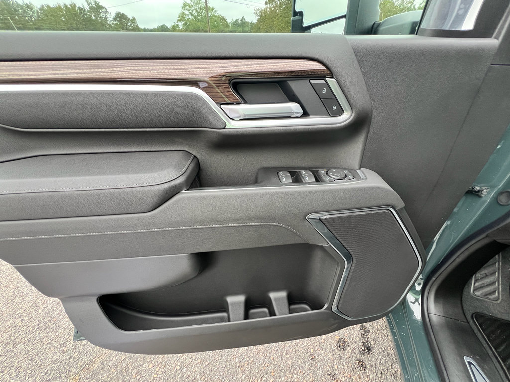 New 2026 Chevrolet Silverado 2500 LT w/ Trail Boss Package image 19