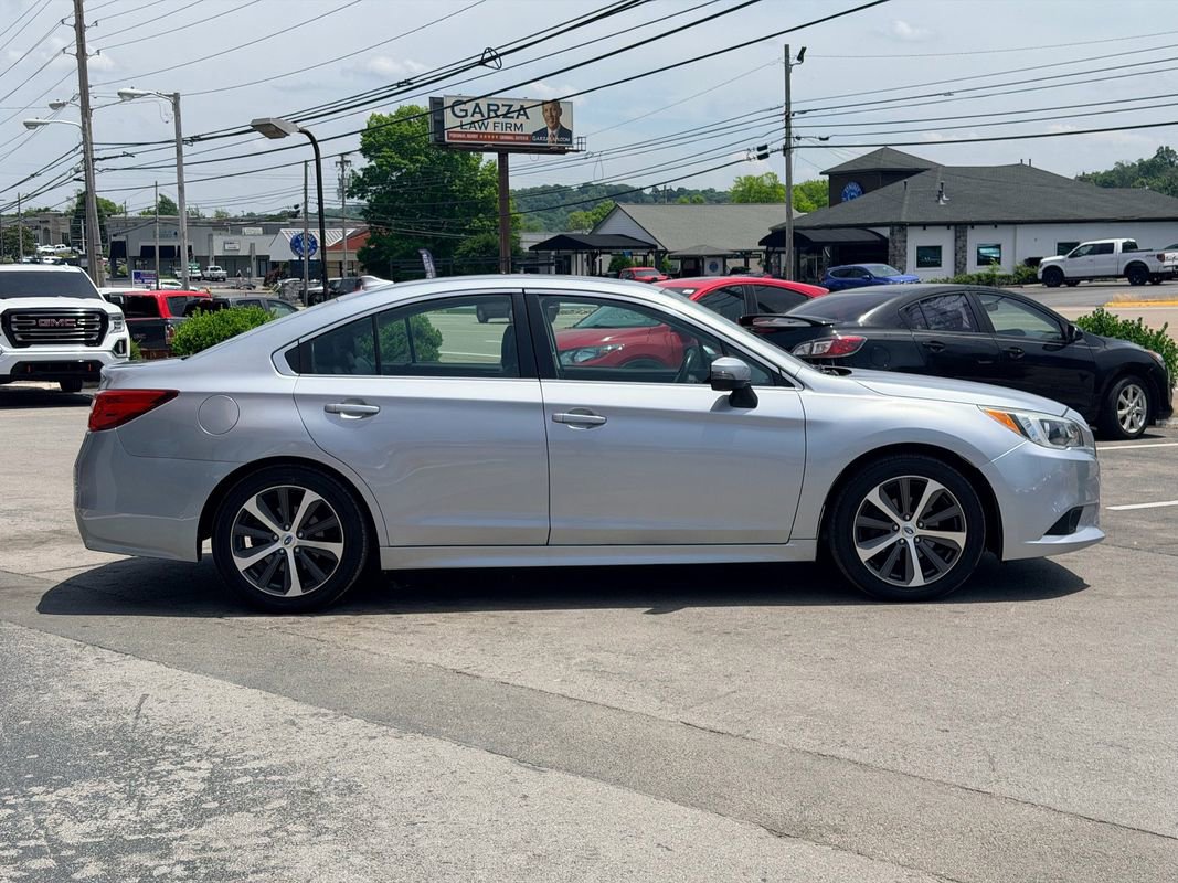 Used 2017 Subaru Legacy 2.5i Limited AWD/4WD image 7
