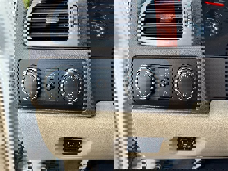 Used 2012 GMC Sierra 1500 SLT w/ SLT Convenience Package image 22