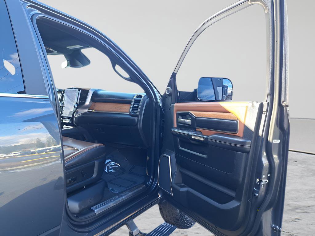Used 2019 RAM 3500 Limited AWD/4WD image 15
