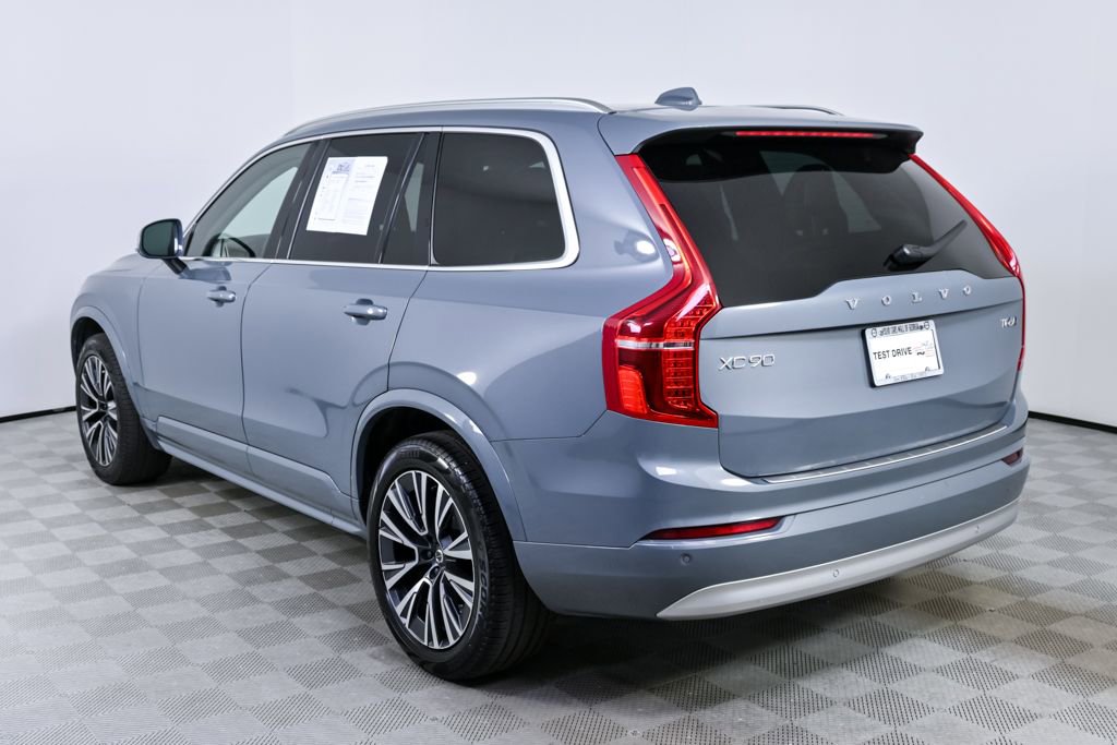 Certified 2022 Volvo XC90 T6 Momentum w/ Protection Package Premier AWD/4WD image 4