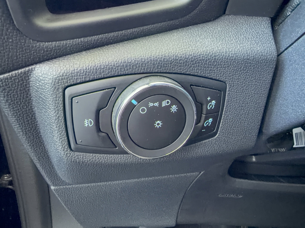 Certified 2020 Ford EcoSport Titanium w/ Interior Protection Package image 28