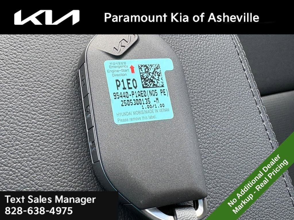 New 2026 Kia Sportage EX w/ EX Panorama Roof Package image 27