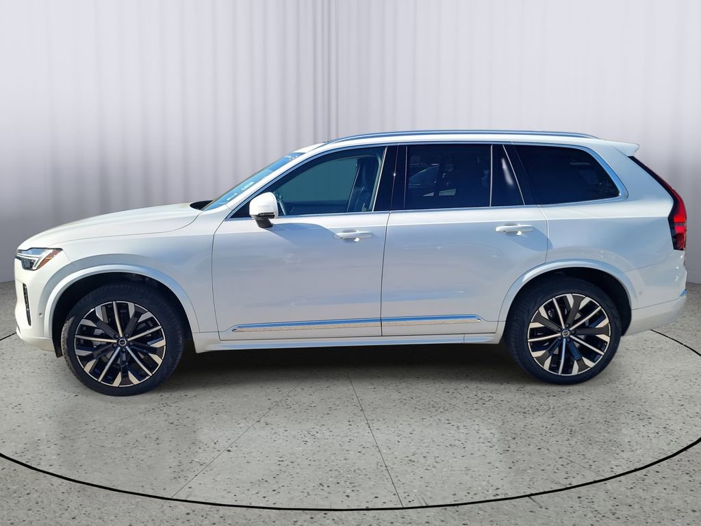 Certified 2025 Volvo XC90 B5 Plus image 7