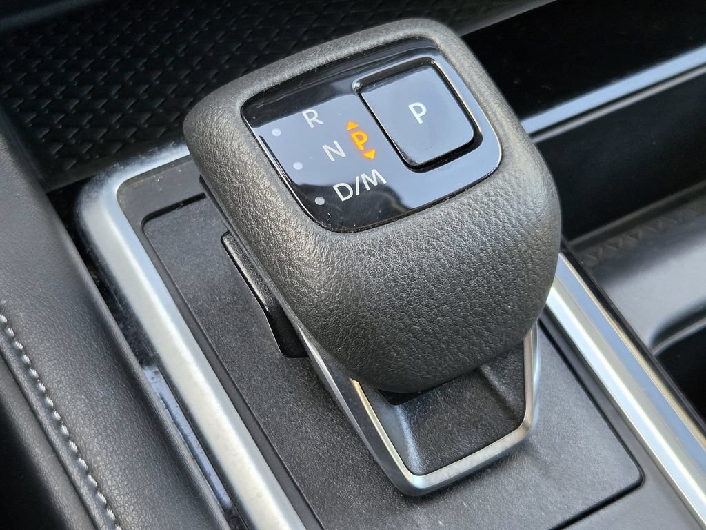 Used 2025 Nissan Pathfinder SV FWD image 20